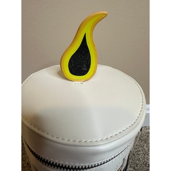 Loungefly Hocus Pocus Black Flame Candle Crossbody Barrel Bag - Picture 2 of 8